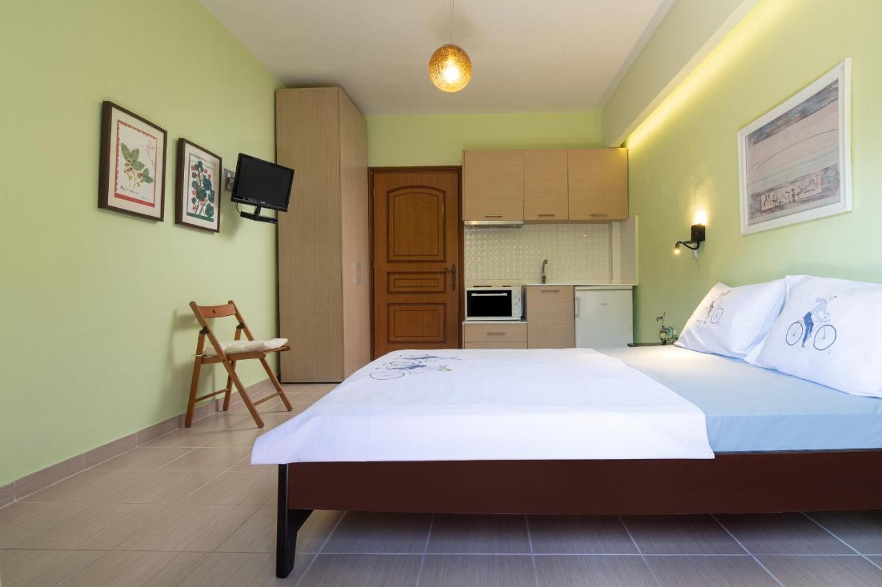 Niriides Hotel Porto Koufo Luaran gambar