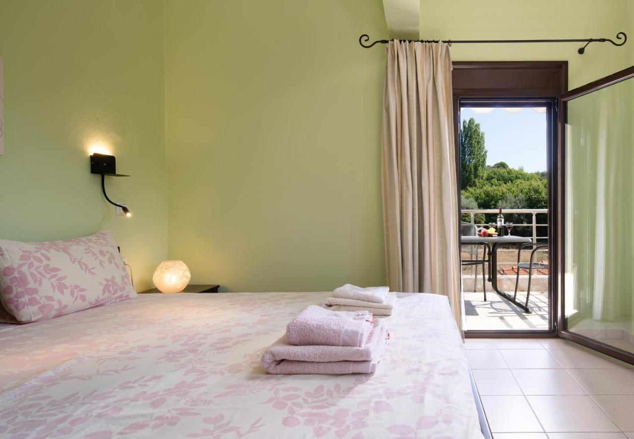 Niriides Hotel Porto Koufo Luaran gambar