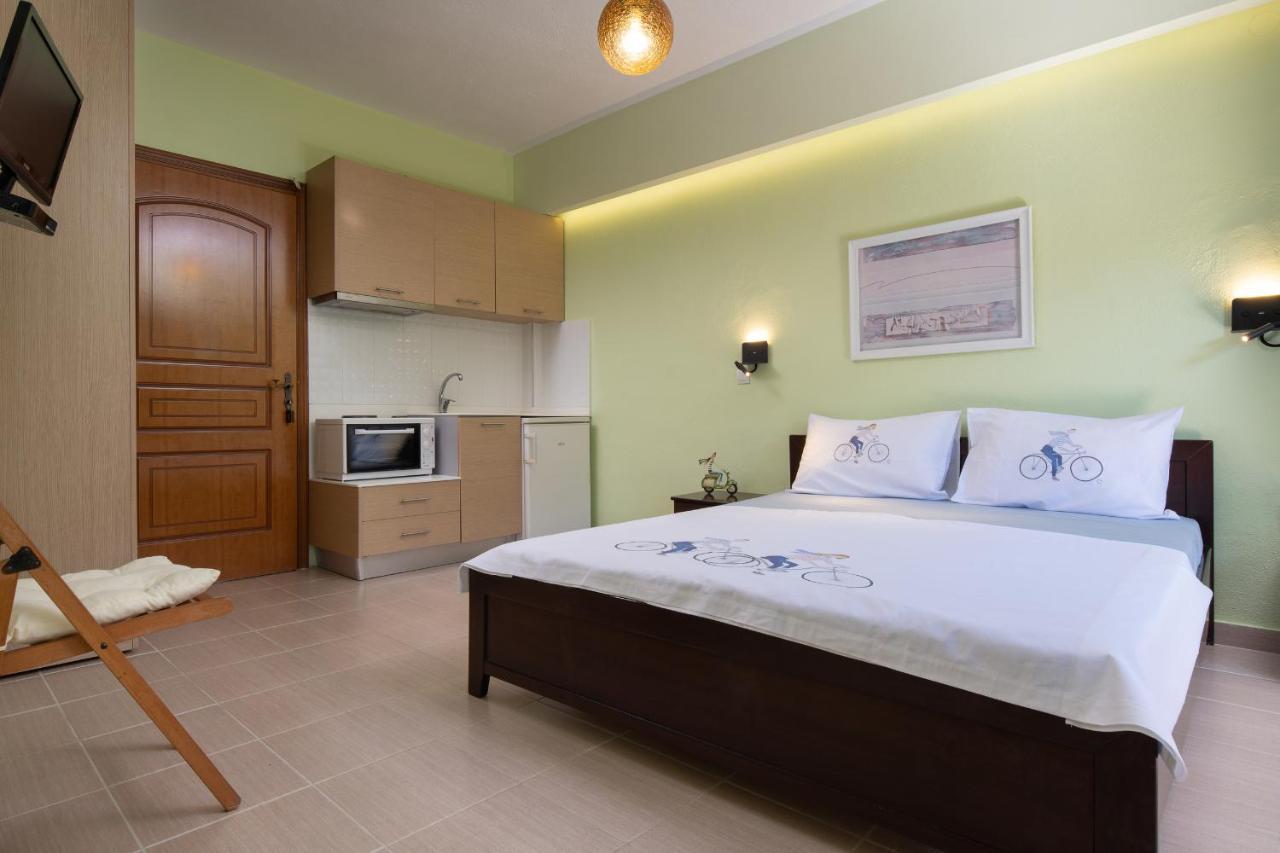 Niriides Hotel Porto Koufo Luaran gambar