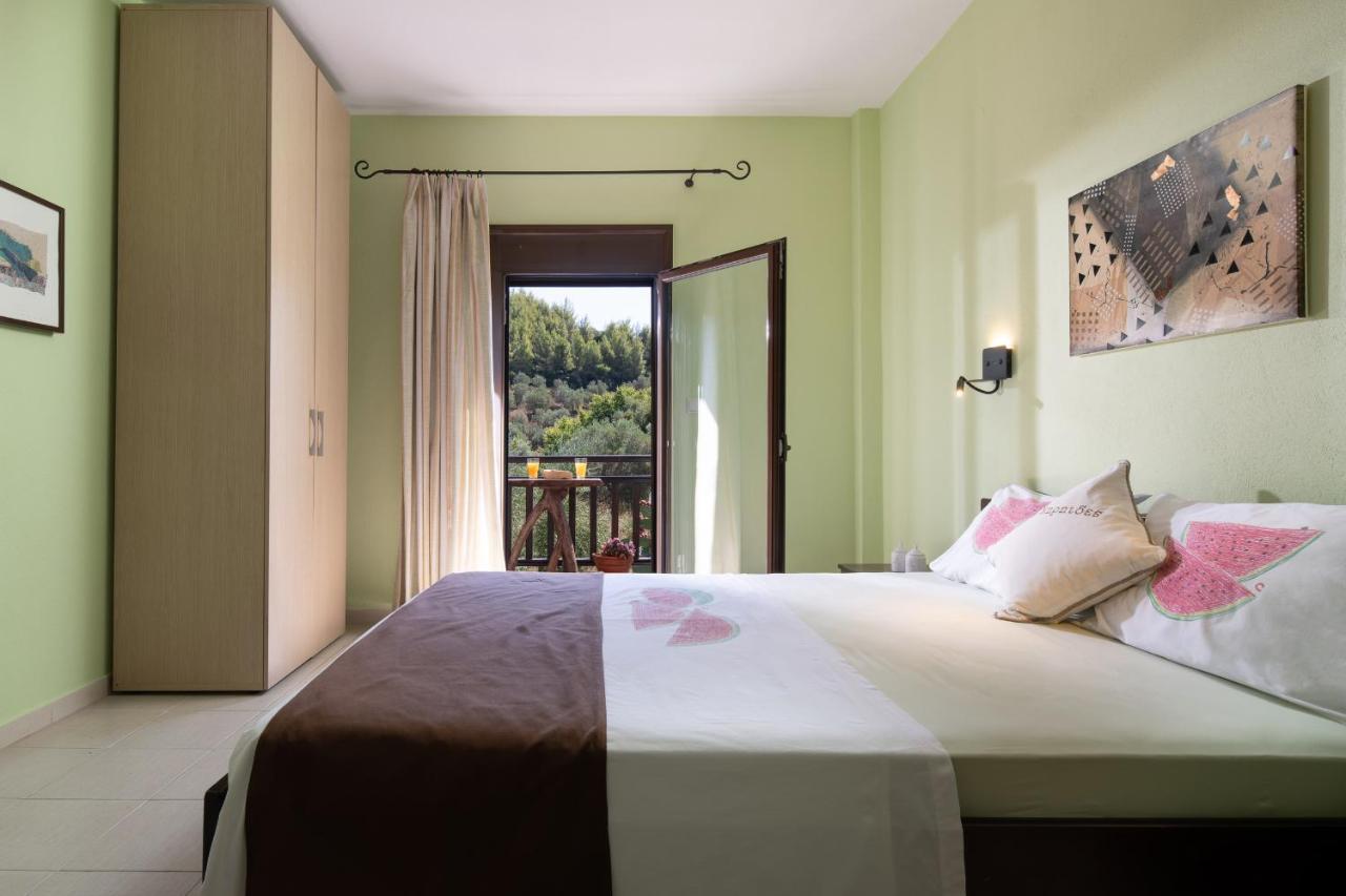 Niriides Hotel Porto Koufo Luaran gambar