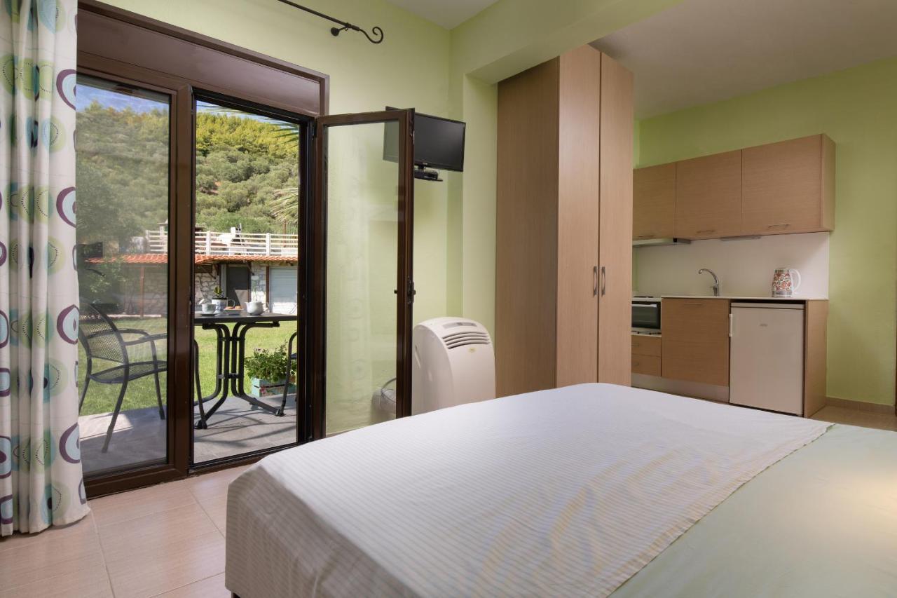 Niriides Hotel Porto Koufo Luaran gambar